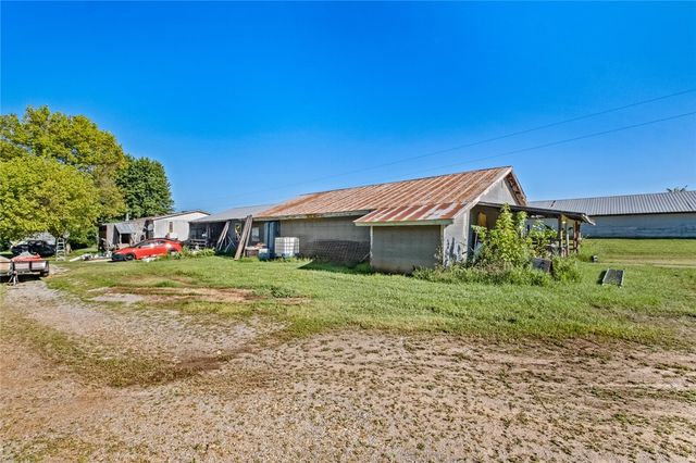 10768 Elms Road, Summers, AR 72769