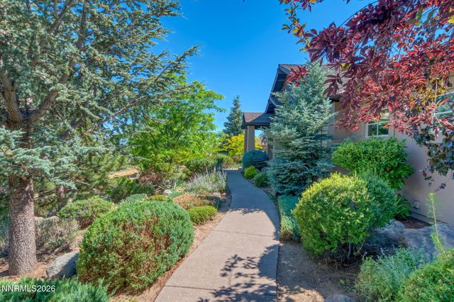 225 S Earlham Court, Reno, NV 89511