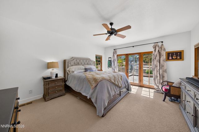 225 S Earlham Court, Reno, NV 89511