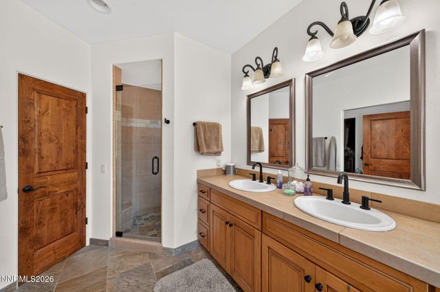 225 S Earlham Court, Reno, NV 89511