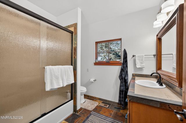 225 S Earlham Court, Reno, NV 89511