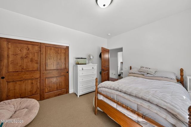 225 S Earlham Court, Reno, NV 89511
