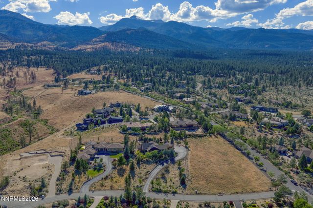 225 S Earlham Court, Reno, NV 89511