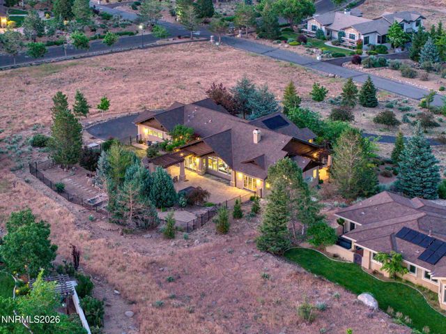 225 S Earlham Court, Reno, NV 89511