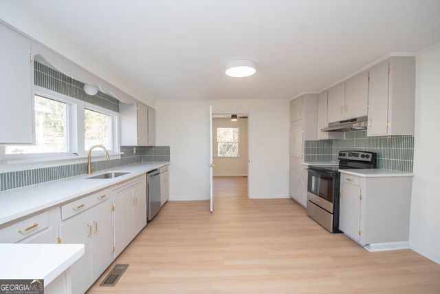 204 Cleaveland Drive, Lagrange, GA 30241