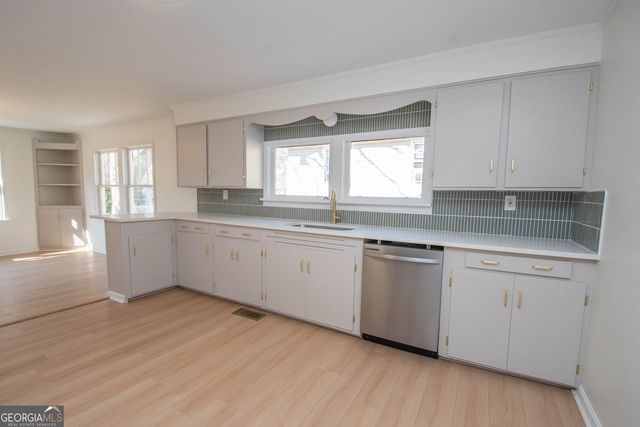 204 Cleaveland Drive, Lagrange, GA 30241