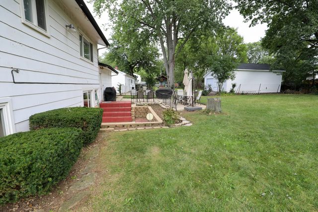 273 Berkshire Drive, Crystal Lake, IL 60014