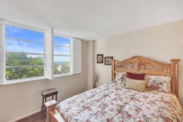 5 Island Ave 6A, Miami Beach, FL 33139