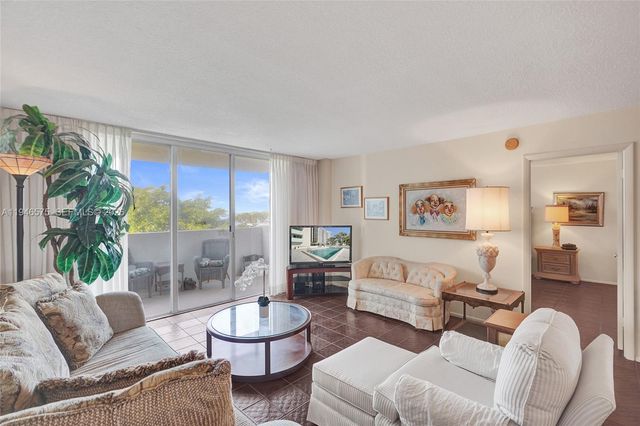 5 Island Ave 6A, Miami Beach, FL 33139