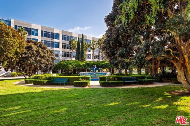 5400 Playa Vista Drive 14, Los Angeles, CA 90094