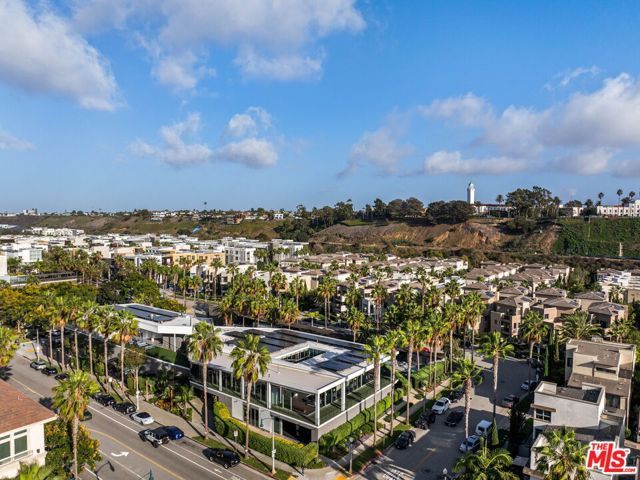 5400 Playa Vista Drive 14, Los Angeles, CA 90094