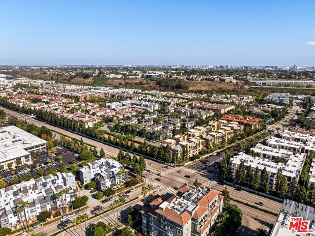 5400 Playa Vista Drive 14, Los Angeles, CA 90094