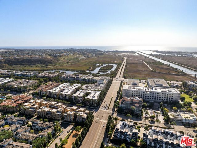5400 Playa Vista Drive 14, Los Angeles, CA 90094