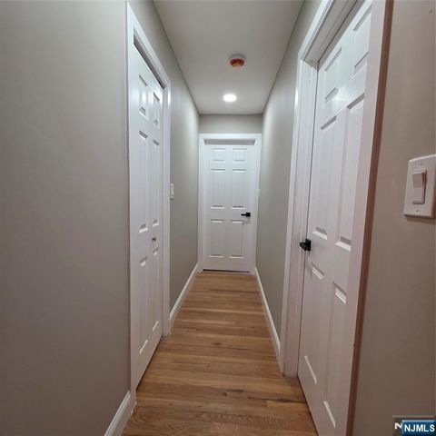 482 Tulane Court, Paramus, NJ 07652