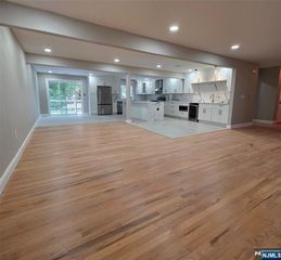 482 Tulane Court, Paramus, NJ 07652