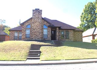 1815 Seabrook Drive, Duncanville, TX 75137