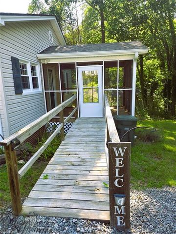 642 Church Street, Eden, NC 27288