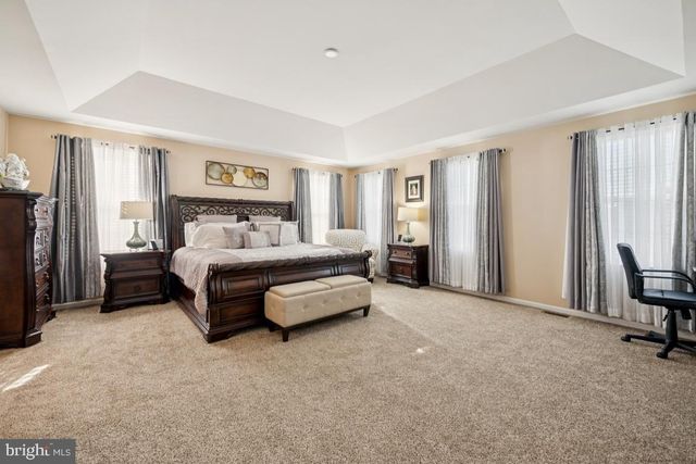 30 CHAMPLAIN ST, Sicklerville, NJ 08081