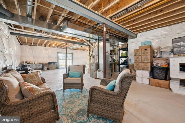 30 CHAMPLAIN ST, Sicklerville, NJ 08081