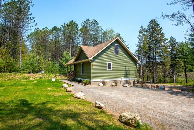 59 Hardy Road, Wilmington, NY 12997