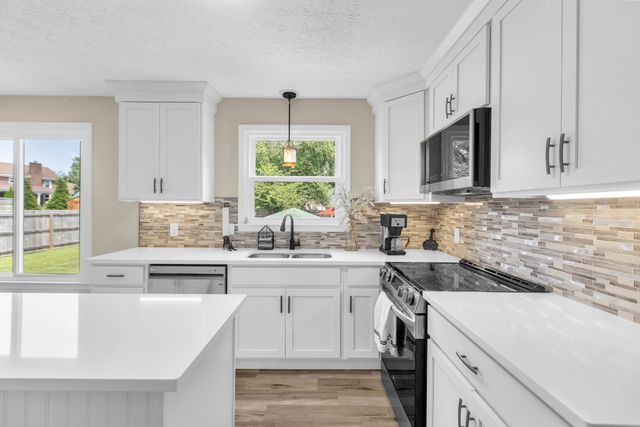 124 Jefferson Dr, Hendersonville, TN 37075