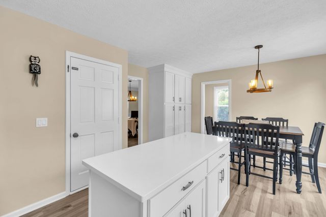 124 Jefferson Dr, Hendersonville, TN 37075