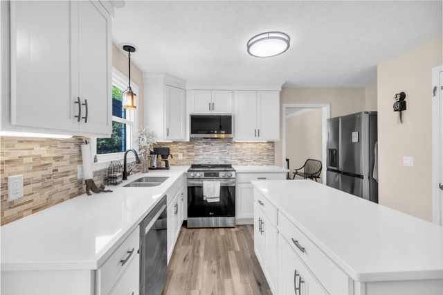 124 Jefferson Dr, Hendersonville, TN 37075