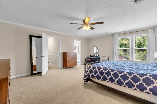 124 Jefferson Dr, Hendersonville, TN 37075