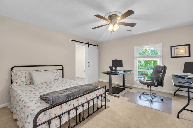 124 Jefferson Dr, Hendersonville, TN 37075