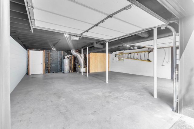 124 Jefferson Dr, Hendersonville, TN 37075