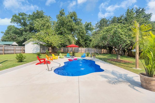 124 Jefferson Dr, Hendersonville, TN 37075