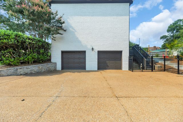 124 Jefferson Dr, Hendersonville, TN 37075