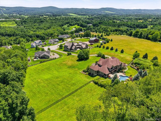 11 Manno Farm Road, Warwick, NY 10990