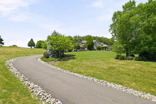 11 Manno Farm Road, Warwick, NY 10990