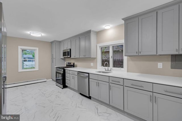 102 SUNSET ST, Browns Mills, NJ 08015