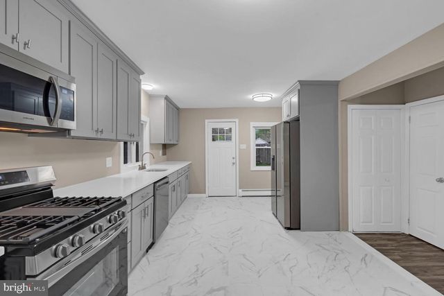 102 SUNSET ST, Browns Mills, NJ 08015