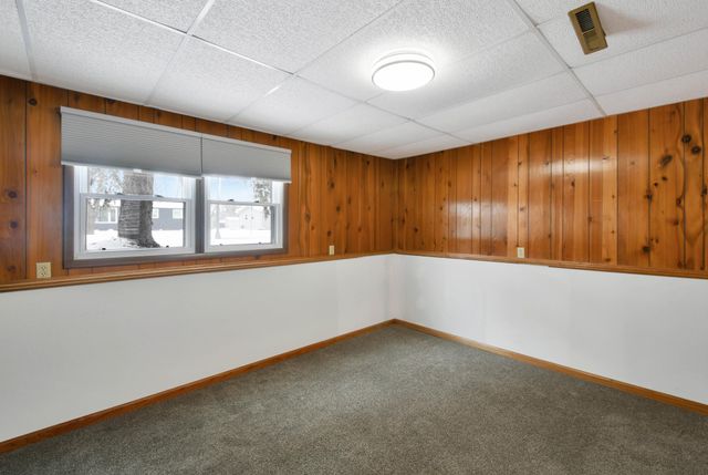 202 5th Street E, West Fargo, ND 58078
