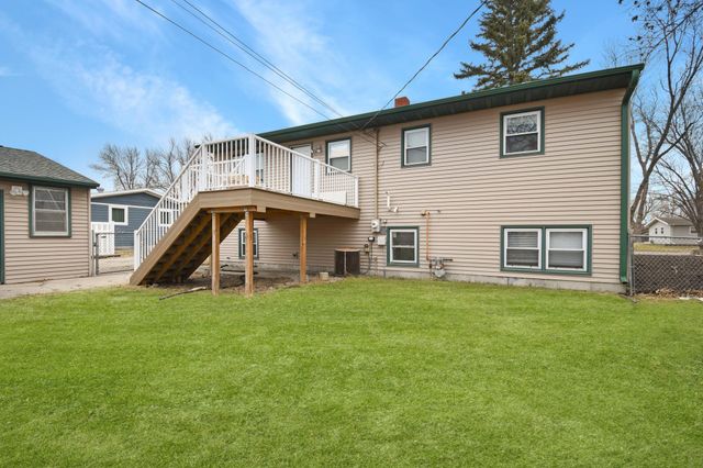 202 5th Street E, West Fargo, ND 58078