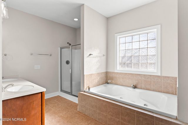 1028 Golden Sands Way, Leland, NC 28451