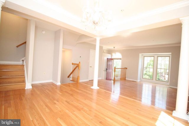 10137 TREBLE CT, Rockville, MD 20850