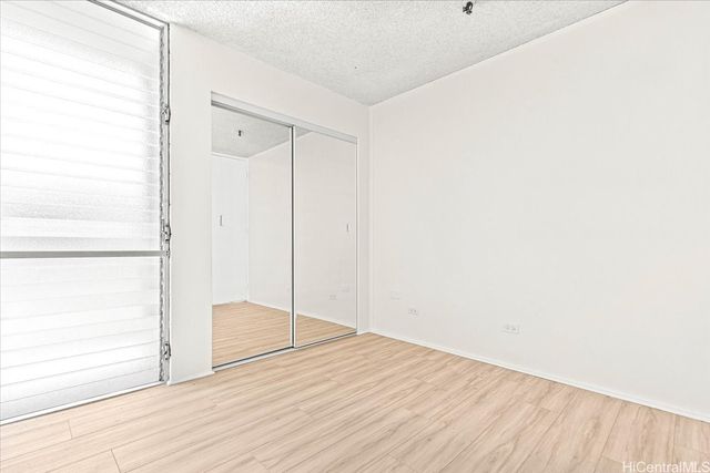 1226 Alexander Street 505, Honolulu, HI 96826