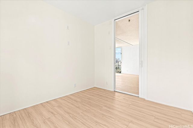1226 Alexander Street 505, Honolulu, HI 96826