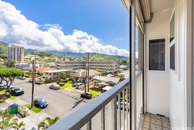 1226 Alexander Street 505, Honolulu, HI 96826