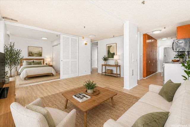 1226 Alexander Street 505, Honolulu, HI 96826