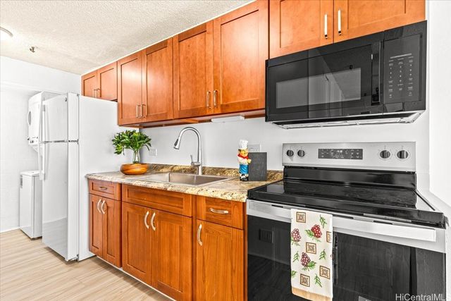 1226 Alexander Street 505, Honolulu, HI 96826