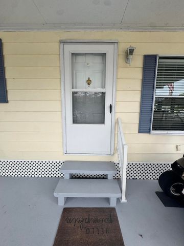 6 Grande Camino Court, Fort Pierce, FL 34951