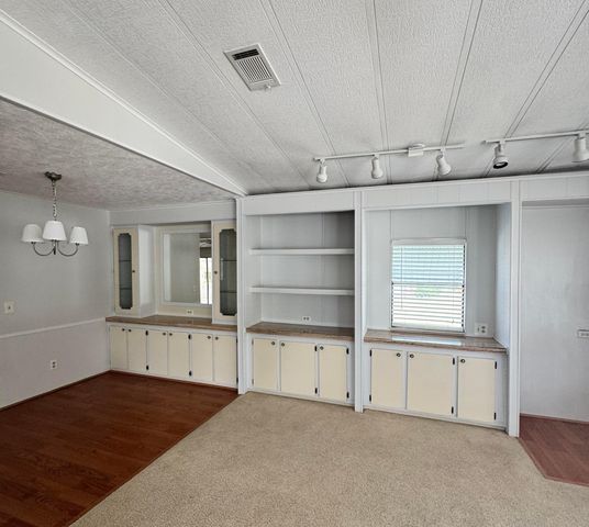 6 Grande Camino Court, Fort Pierce, FL 34951