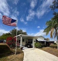 6 Grande Camino Court, Fort Pierce, FL 34951