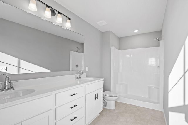 1428 192nd Avenue, East Bethel, MN 55011