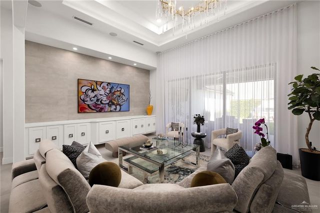 4508 N 4th Street, Mcallen, TX 78504